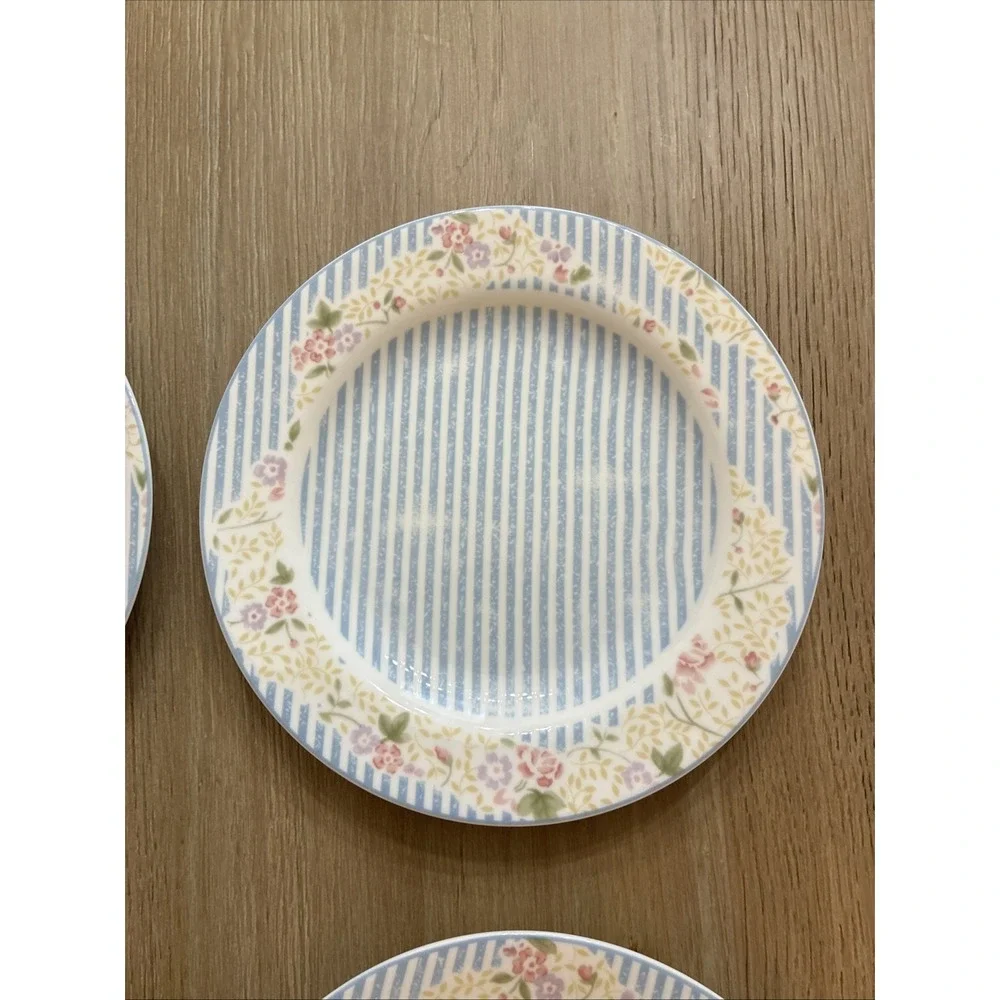 Guess Home Collection Decoupage Salad Plate Lot Of 4 8